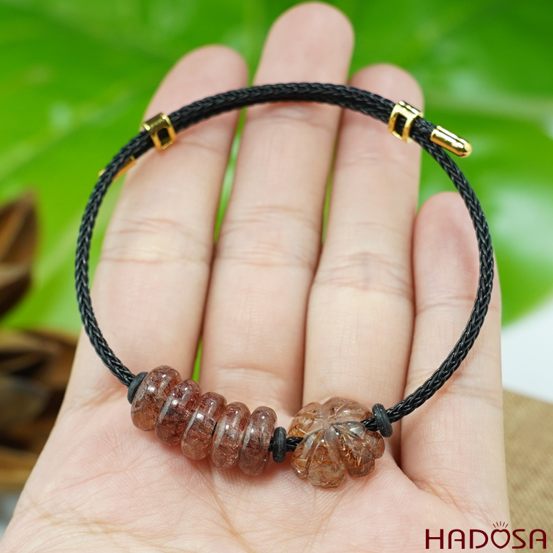 Vòng ngũ điếu tóc đỏ mix cỏ 4 lá