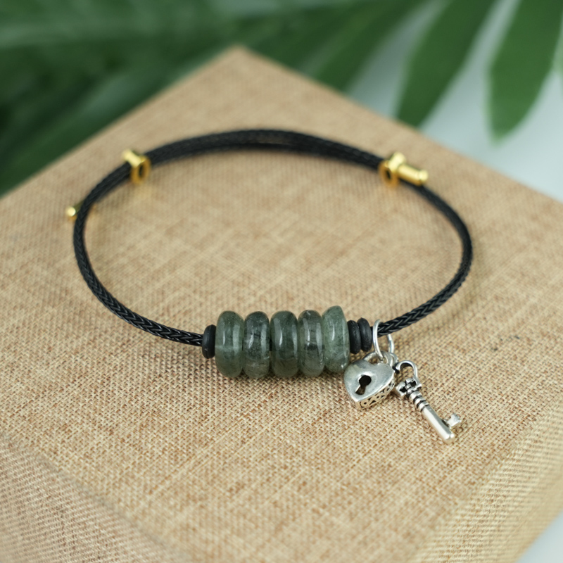 Vòng ngũ điếu tóc xanh mix charm chìa khóa