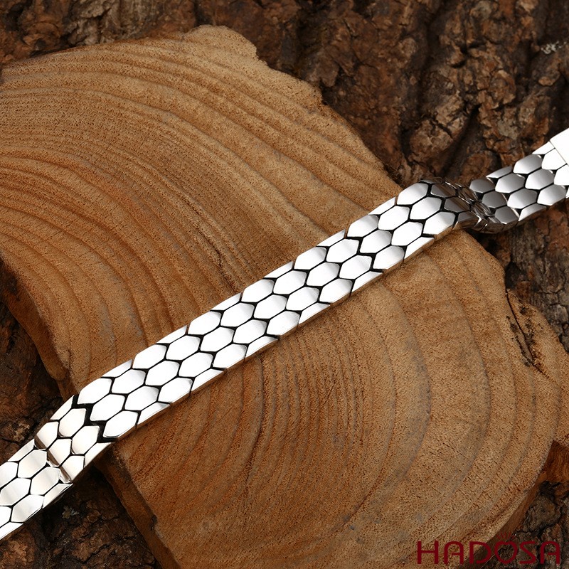 Lắc Tay Bạc Bản Lớn Kiểu Dáng Vảy Rắn