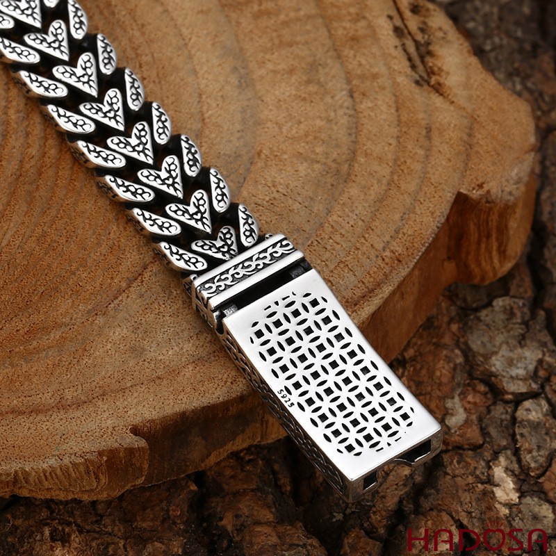 Vòng Tay Bạc Nam Bản Xương Rồng