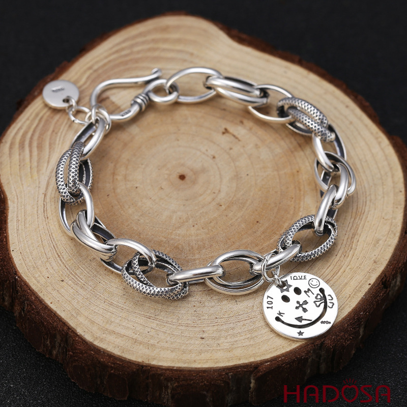 Vòng tay bạc mặt cười