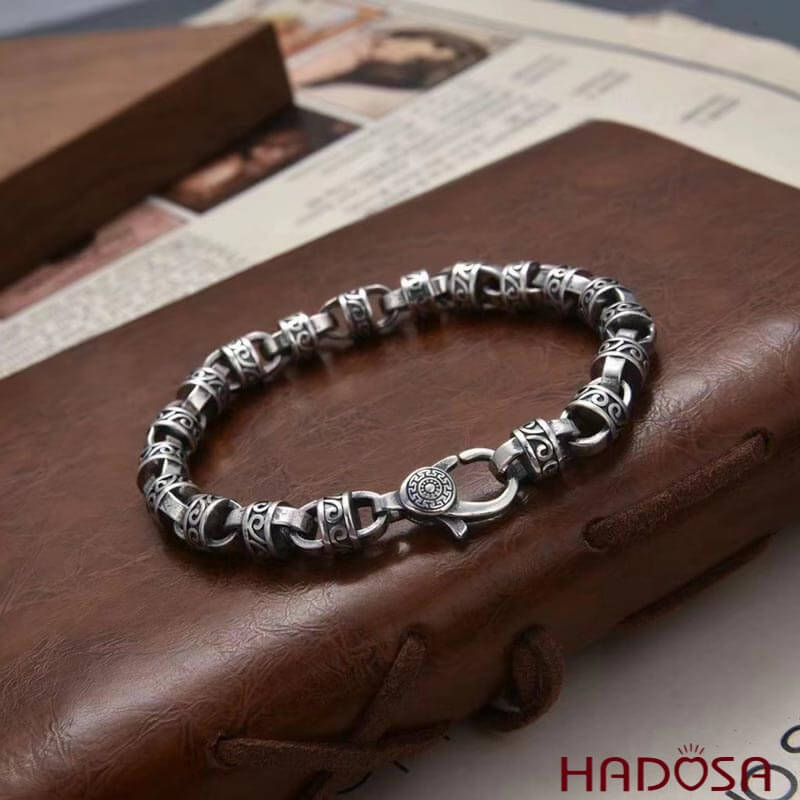 Vòng tay bạc Thái nam