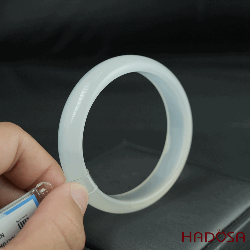 Vòng kiềng mã não trắng ngọc bản hẹ ni 50