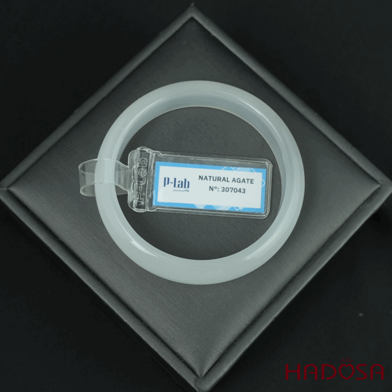 Vòng kiềng mã não trắng ngọc bản hẹ ni 50