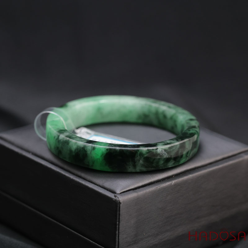 Vòng Ngọc Cẩm Thạch bản vuông xanh lí ni 55