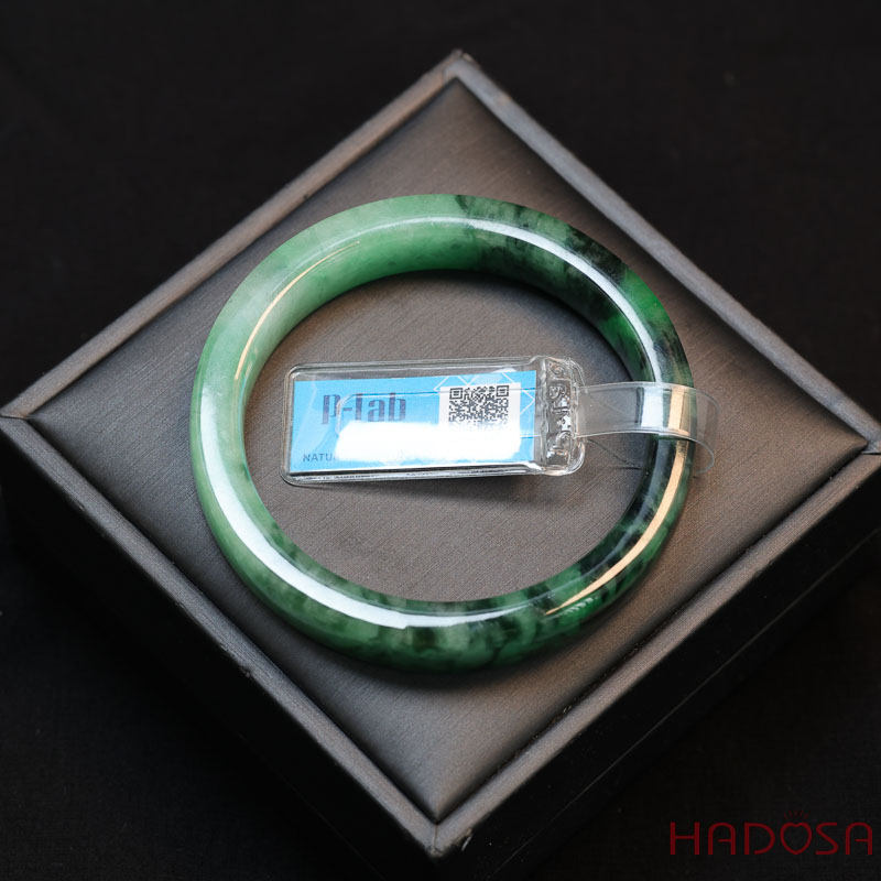 Vòng Ngọc Cẩm Thạch bản vuông xanh lí ni 55