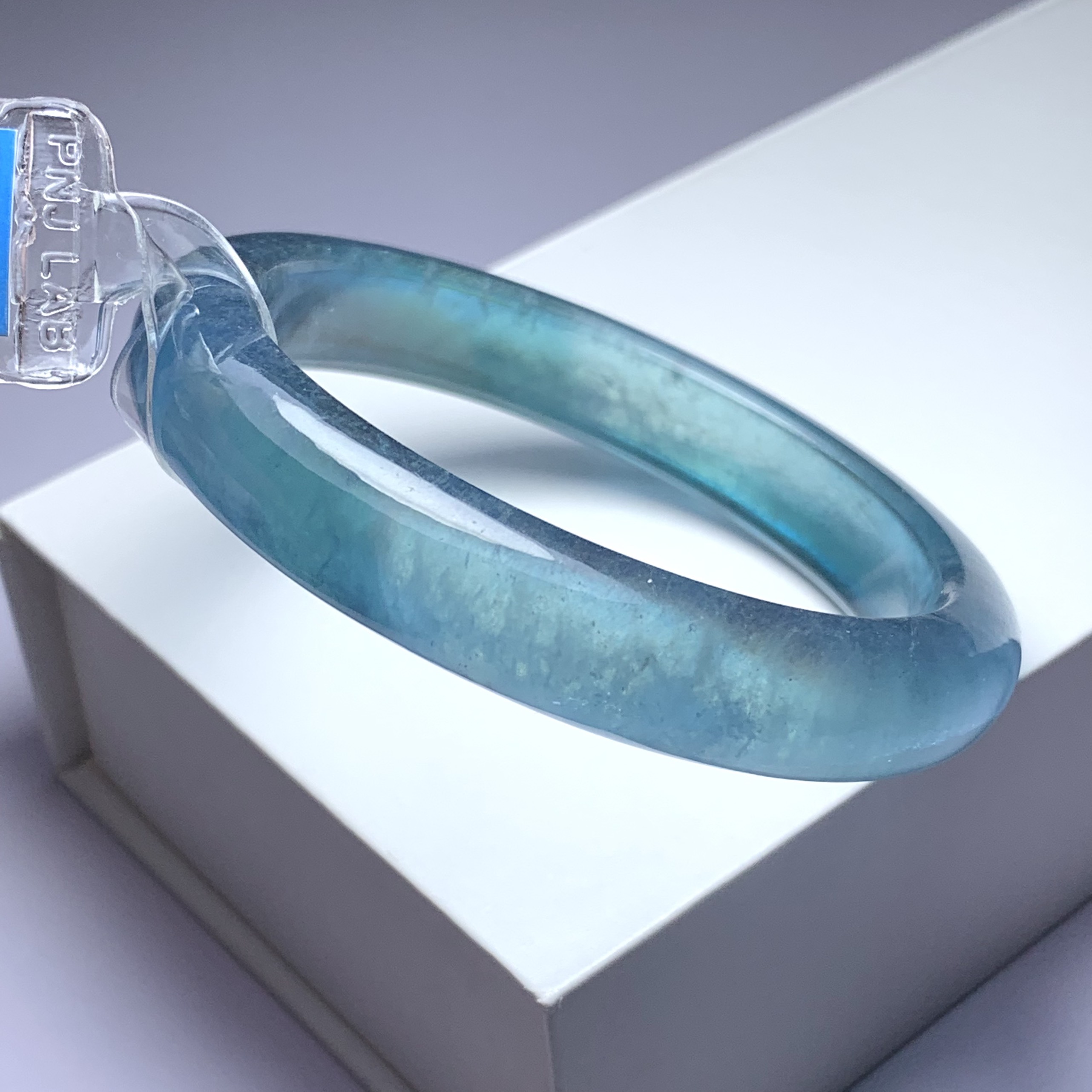 Vòng đá Aquamarine xanh ngọc Vip chuẩn 8A ni 55