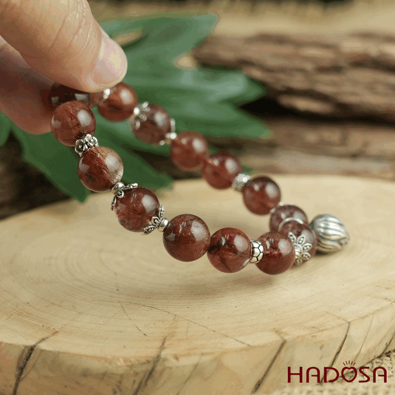 Vòng Thạch anh tóc đỏ 10mm mix charm bạc 925