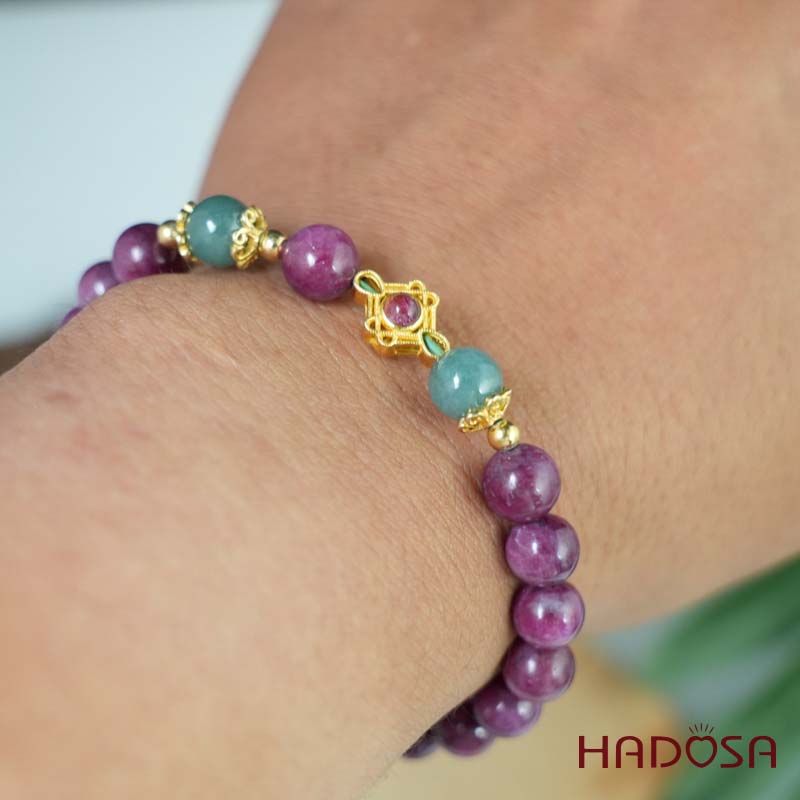 Vòng tay Ruby Nam Phi 7mm mix charm bạc 925