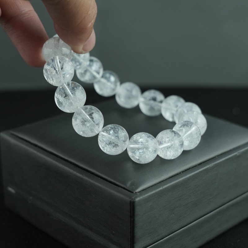 Vòng tay thạch anh trắng 12mm chuẩn 5A