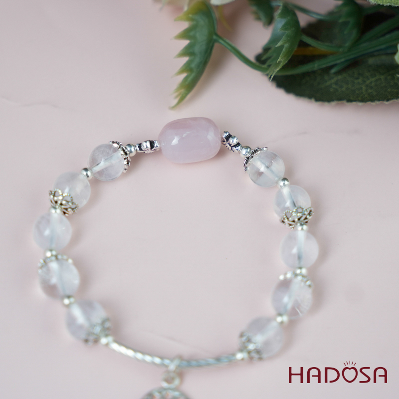 Vòng tay thạch anh trắng mix lu thống thạch anh hồng charm bạc 925
