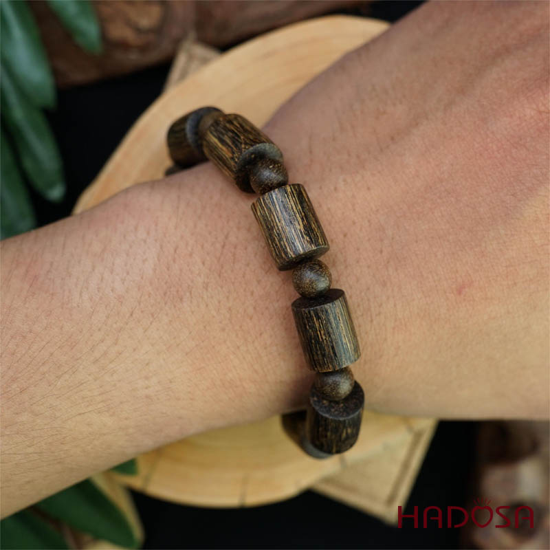 Vòng tay Trầm Hương hạt trụ cd 12x16mm