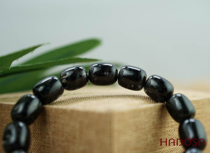 Vòng đá Thạch anh tóc đen 10x13mm chuẩn 6A