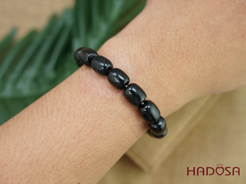 Vòng đá Thạch anh tóc đen 10x13mm chuẩn 6A