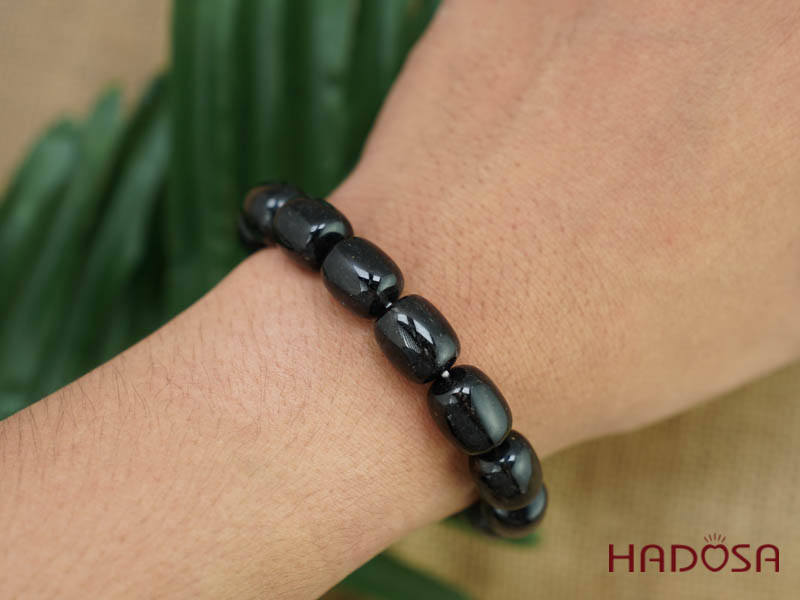 Vòng đá Thạch anh tóc đen 12x16mm chuẩn 6A