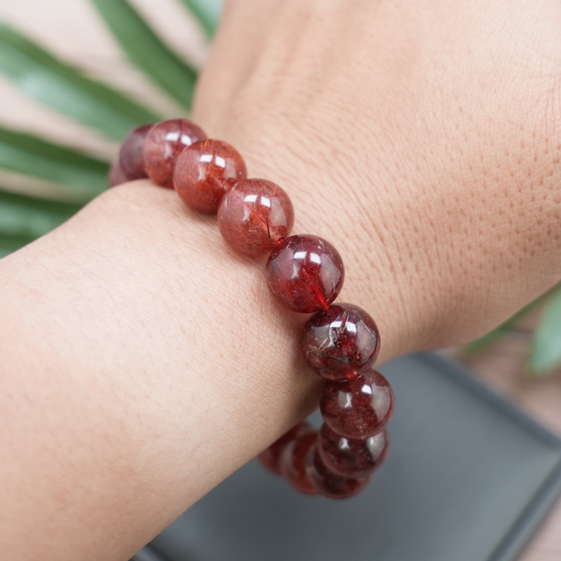 Vòng Thạch anh tóc đỏ 12mm chuẩn 5A