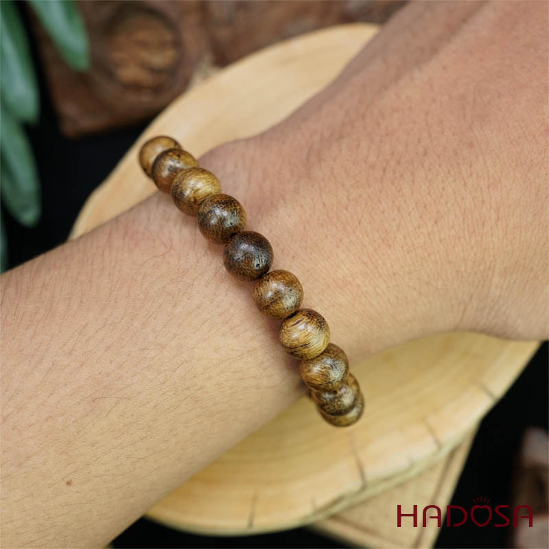 Vòng tay Trầm Tốc hạt tròn 10mm