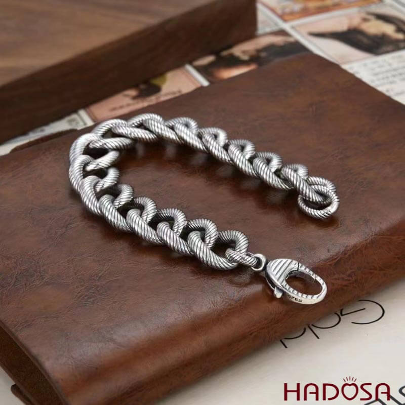 Vòng tay nam bạc Thái khoen lật cá tính