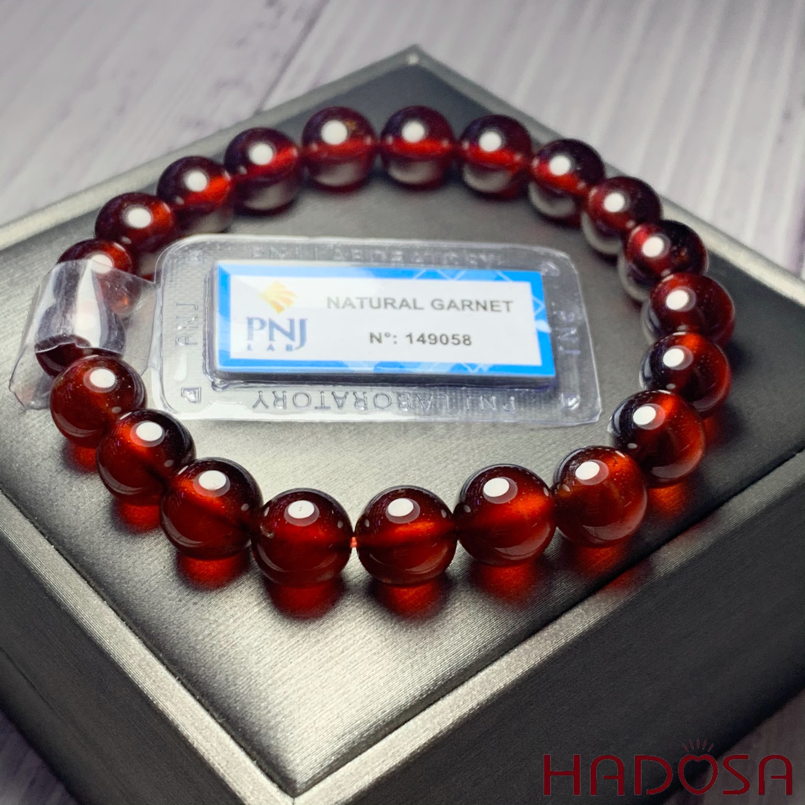 Vòng Ngọc Hồng Lựu 9mm cao cấp chuẩn 6A