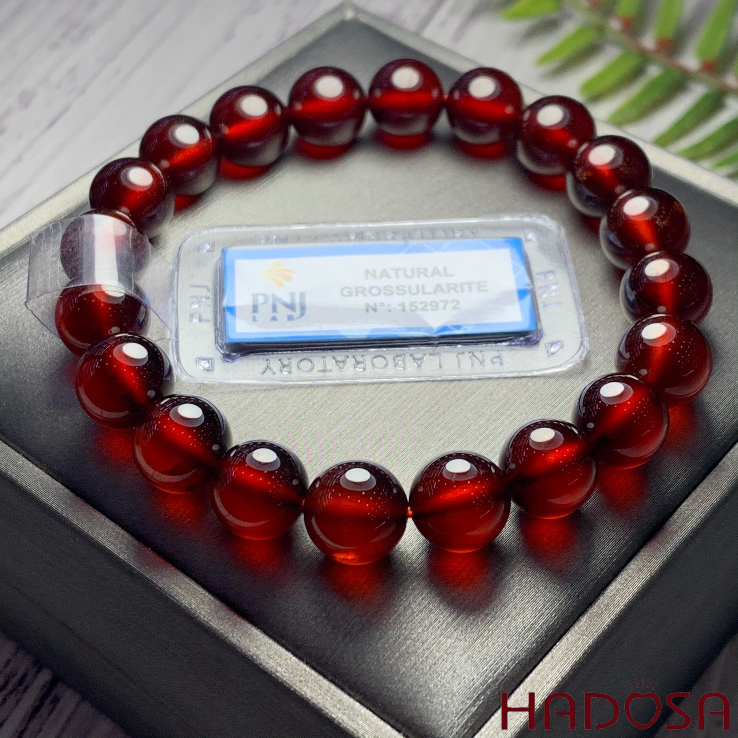 Vòng Ngọc Hồng Lựu 10mm cao cấp chuẩn 6A