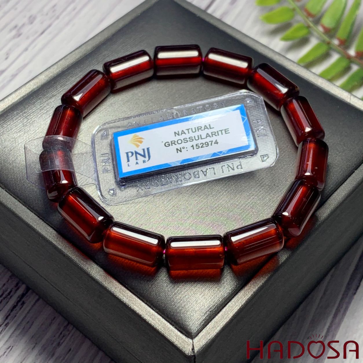 Vòng Ngọc Hồng Lựu 8*12mm 5A