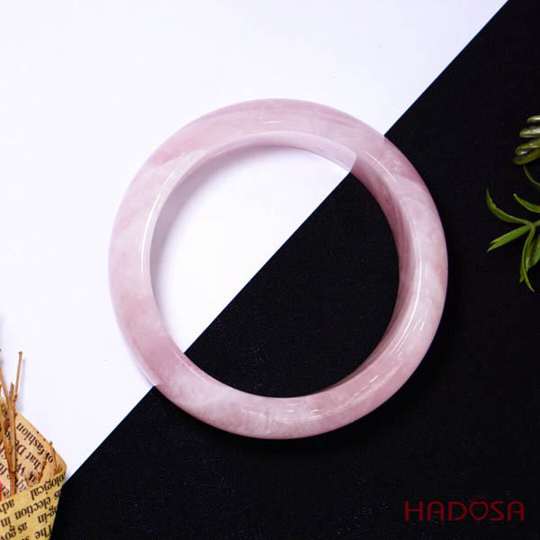 Vòng kiềng Thạch anh hồng ni 52 cao cấp 4A