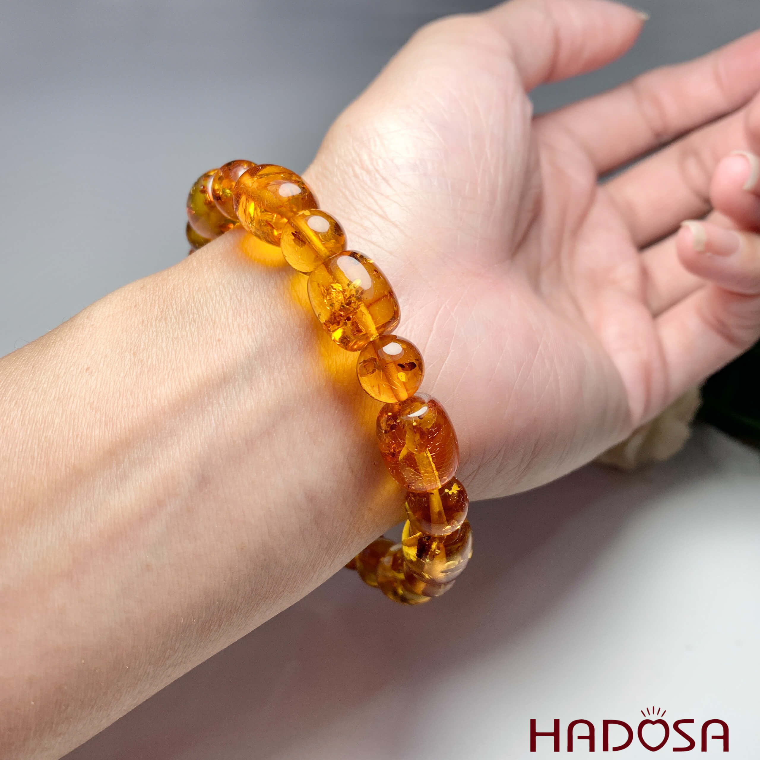 Vòng Hổ Phách Baltic cognac vàng đậm hạt đốt 10x12mm