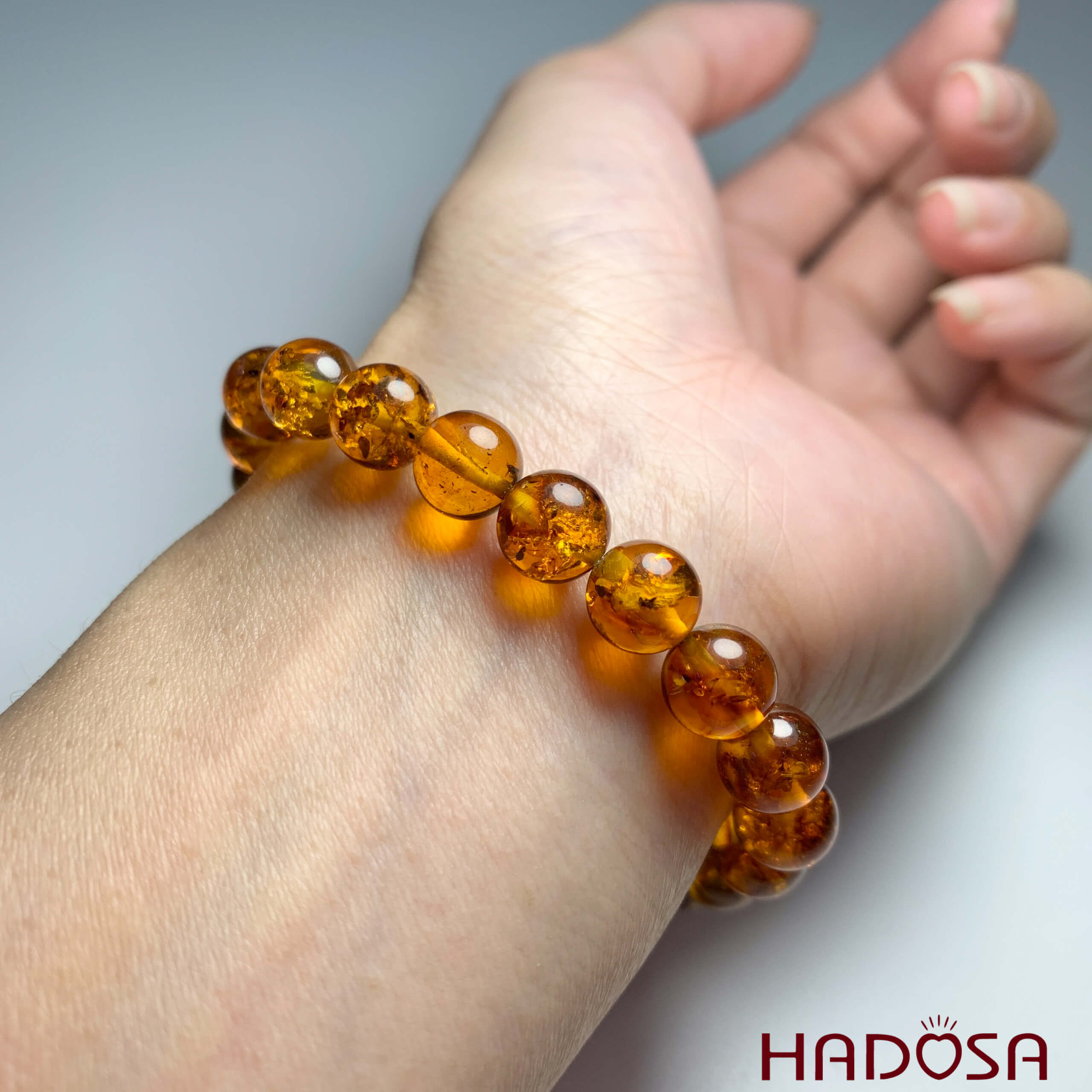 Vòng Hổ Phách Baltic vàng đậm 8mm