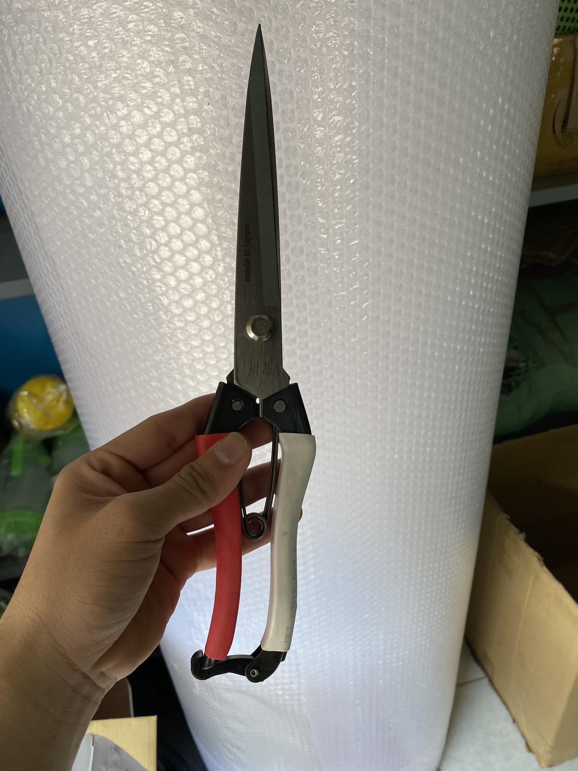 Kéo tỉa lá, chi răm bonsai Đài Loan Trắng Đỏ 30cm sắc bén LV244