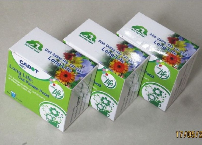 Bột Dưỡng Hoa Cắt Cành Lâu Tàn - 1 hộp 10 gói