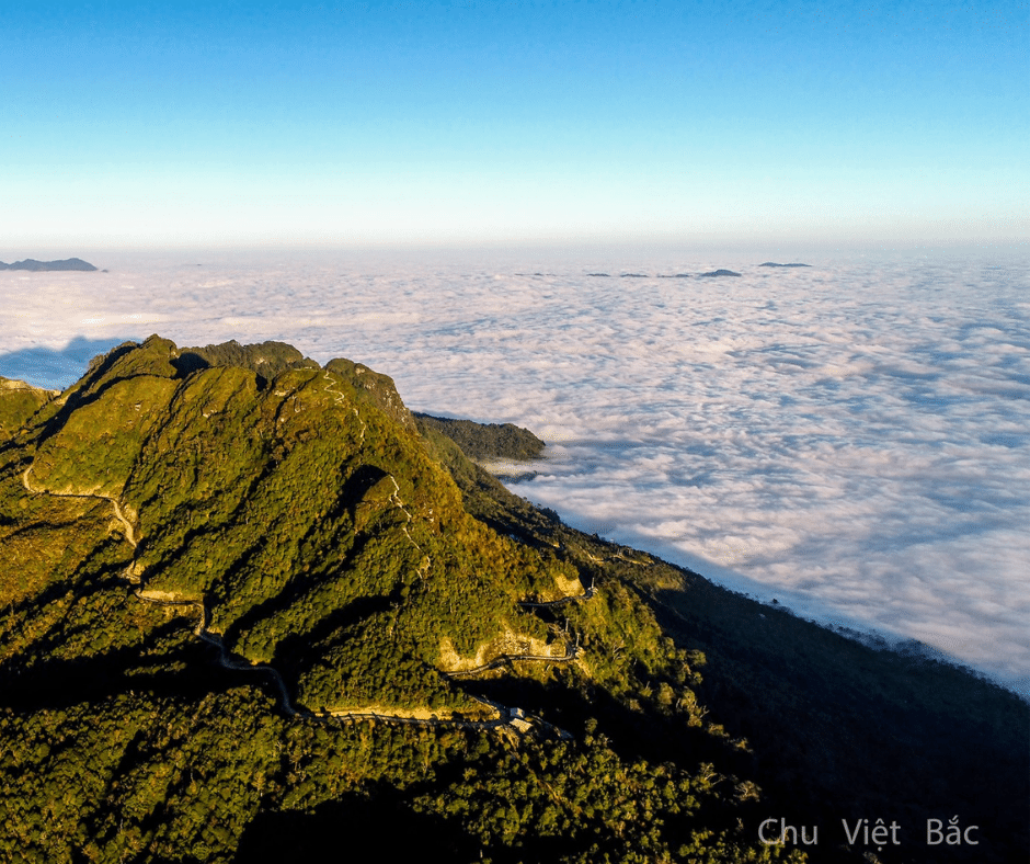 Tour du lịch Hà Giang - Săn mây trên đỉnh Chiêu Lầu Thi