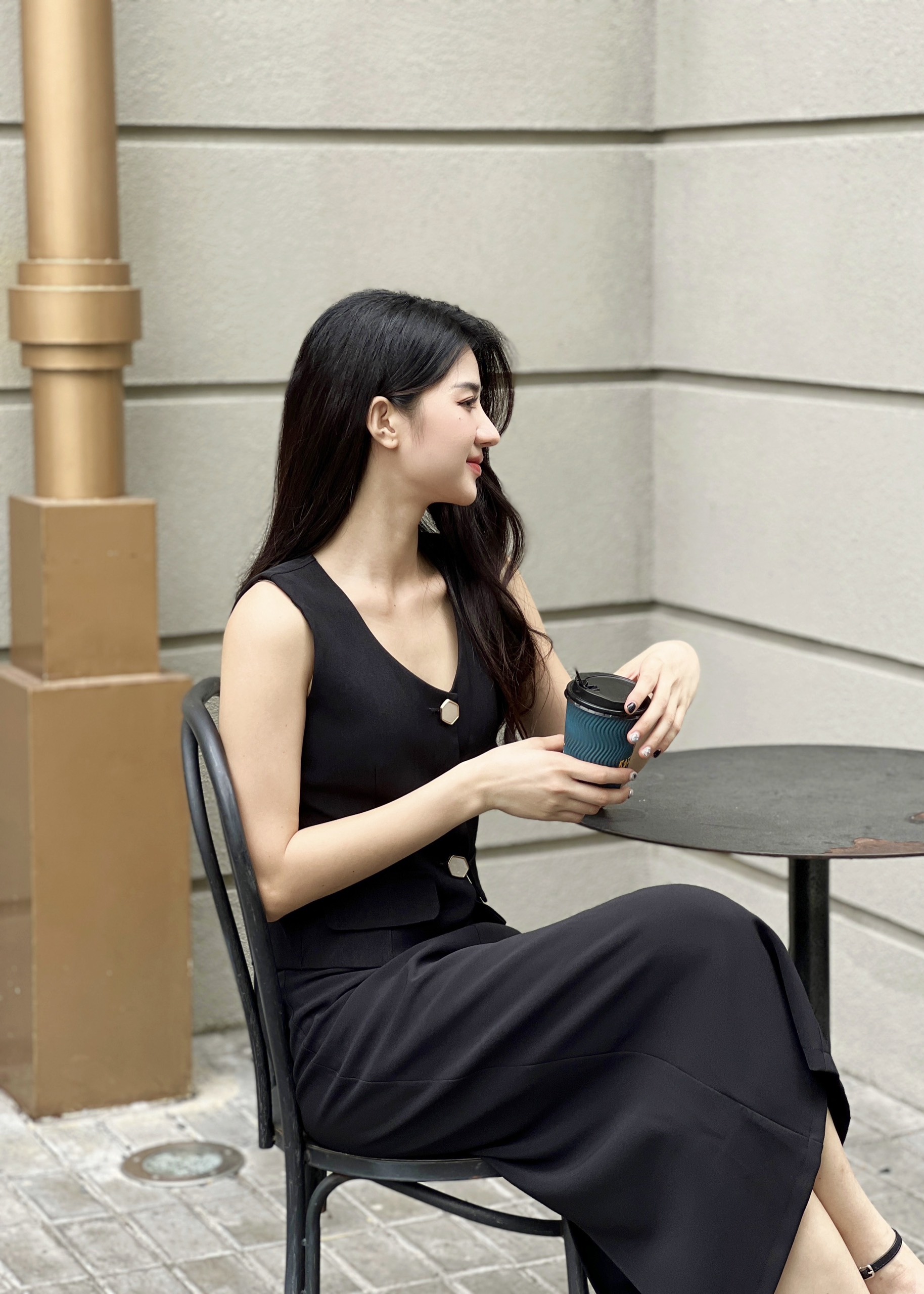 VELLE DESIGN váy bút chì dáng dài Eli chất cotton hàn dày dặn sang trọng