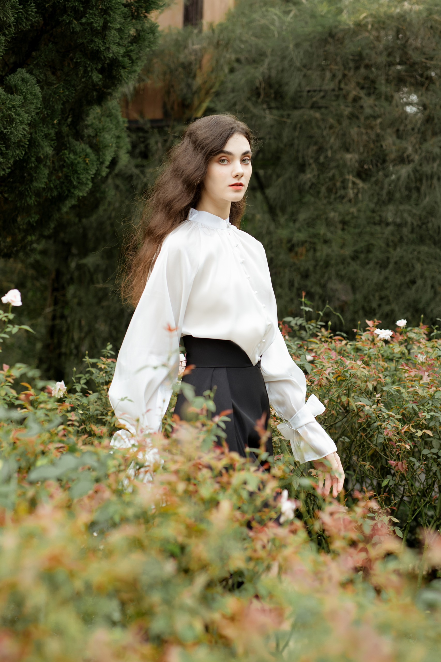 VELLE DESIGN chân váy Xatia vải cotton lụa hàn dày dặn , lên from dáng chuẩn