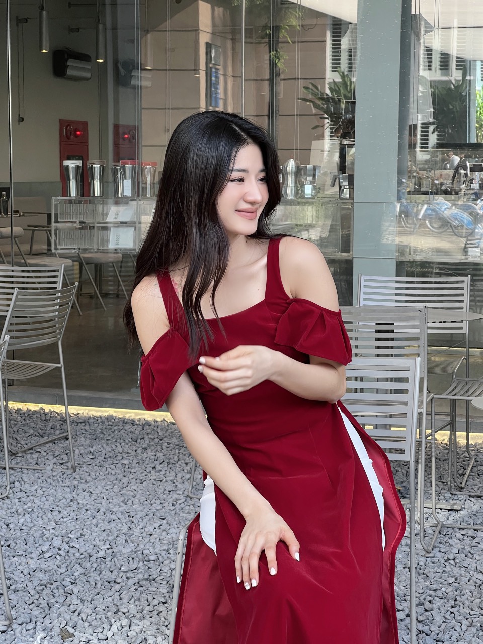 VELLE Design - Áo dài Chu Sa chất nhung mượt mịn kèm quần lụa trắng