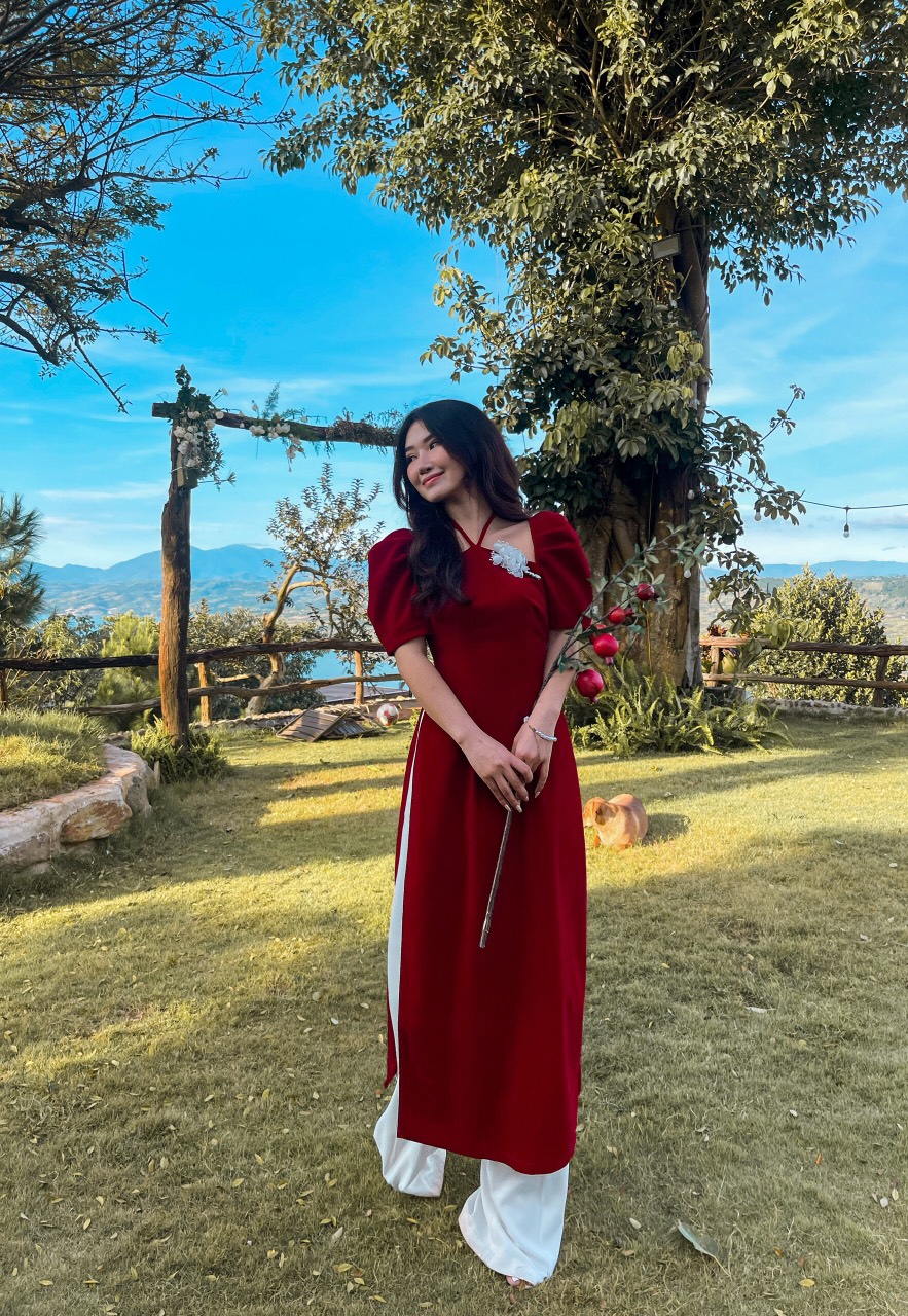 VELLE DESIGN - Áo dài tết Ruby chất nhung mịn dày dặn kèm quần lụa