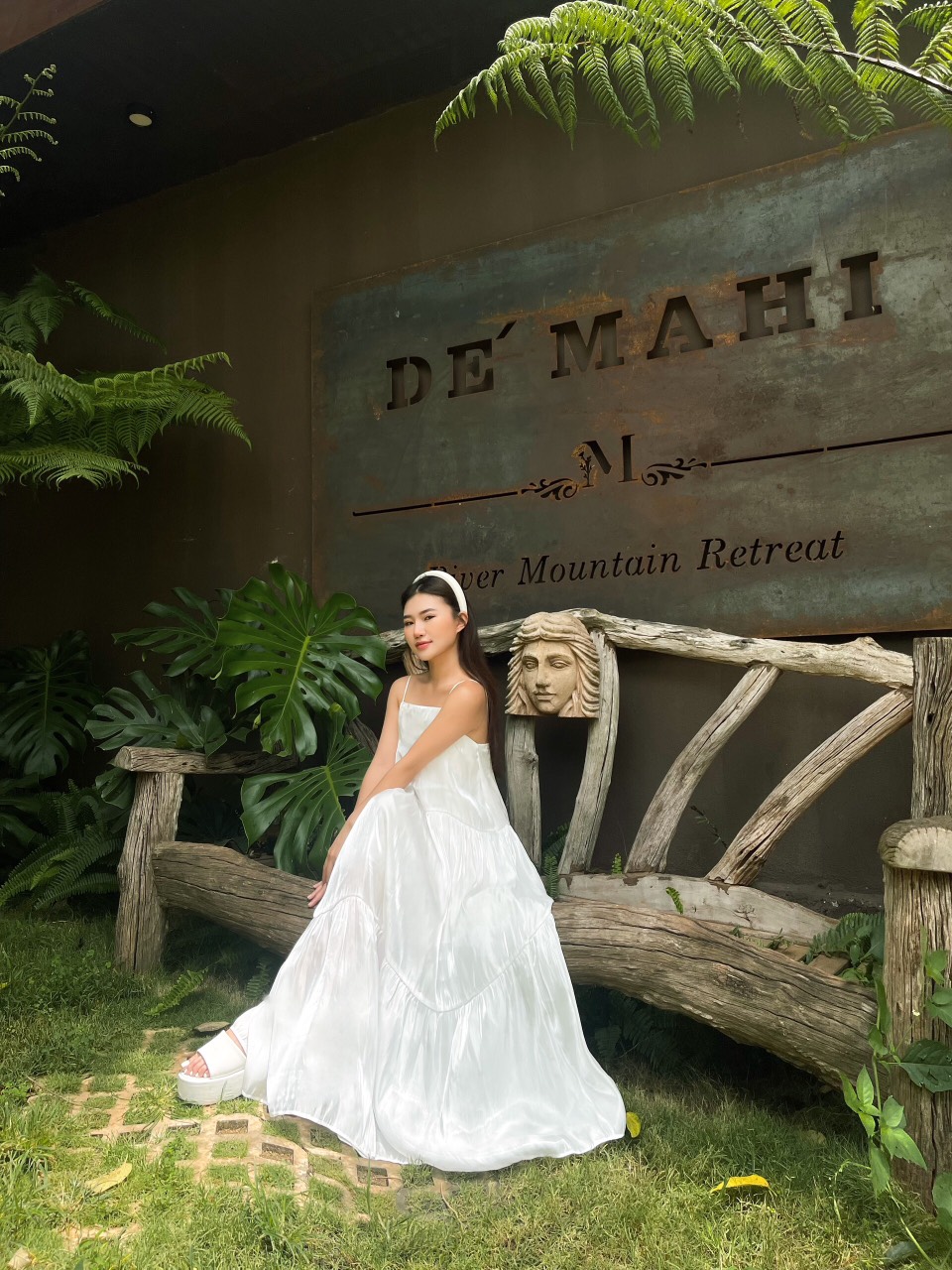 VELLE DESIGN Đầm Versa chất lụa tơ organza