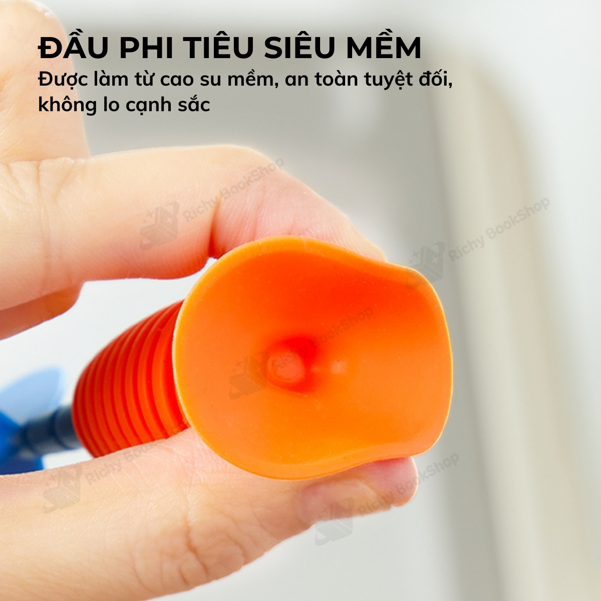Phi tiêu cao su kèm sticker hồng tâm Mideer Suction Dart, Đồ chơi phi tiêu cho bé