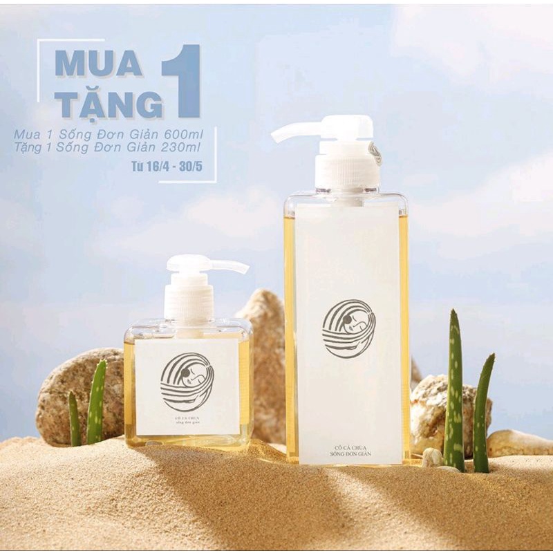 Cô Cà Chua Sống Đơn Giản Tắm Gội Rửa Mặt