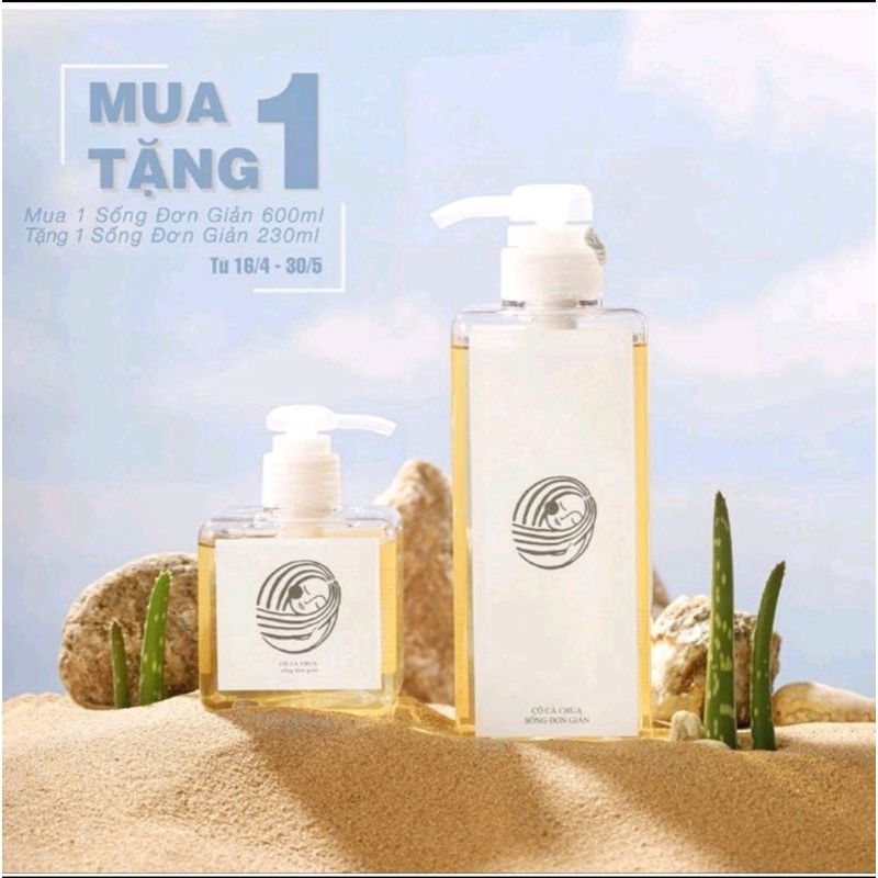 Cô Cà Chua Sống Đơn Giản Tắm Gội Rửa Mặt