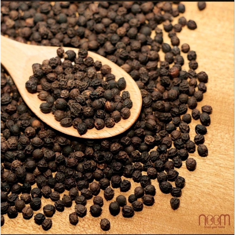 Hạt tiêu đen hữu cơ tự nhiên Noom 120g