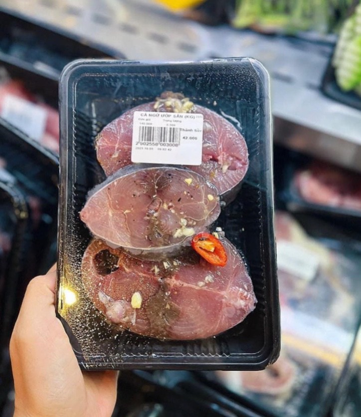 KHAY NHỰA ĐEN SEAL MÀNG ĐỰNG THỰC PHẨM ĐÔNG LẠNH