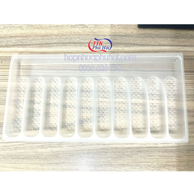 KHAY NHỰA ĐỰNG TÔM