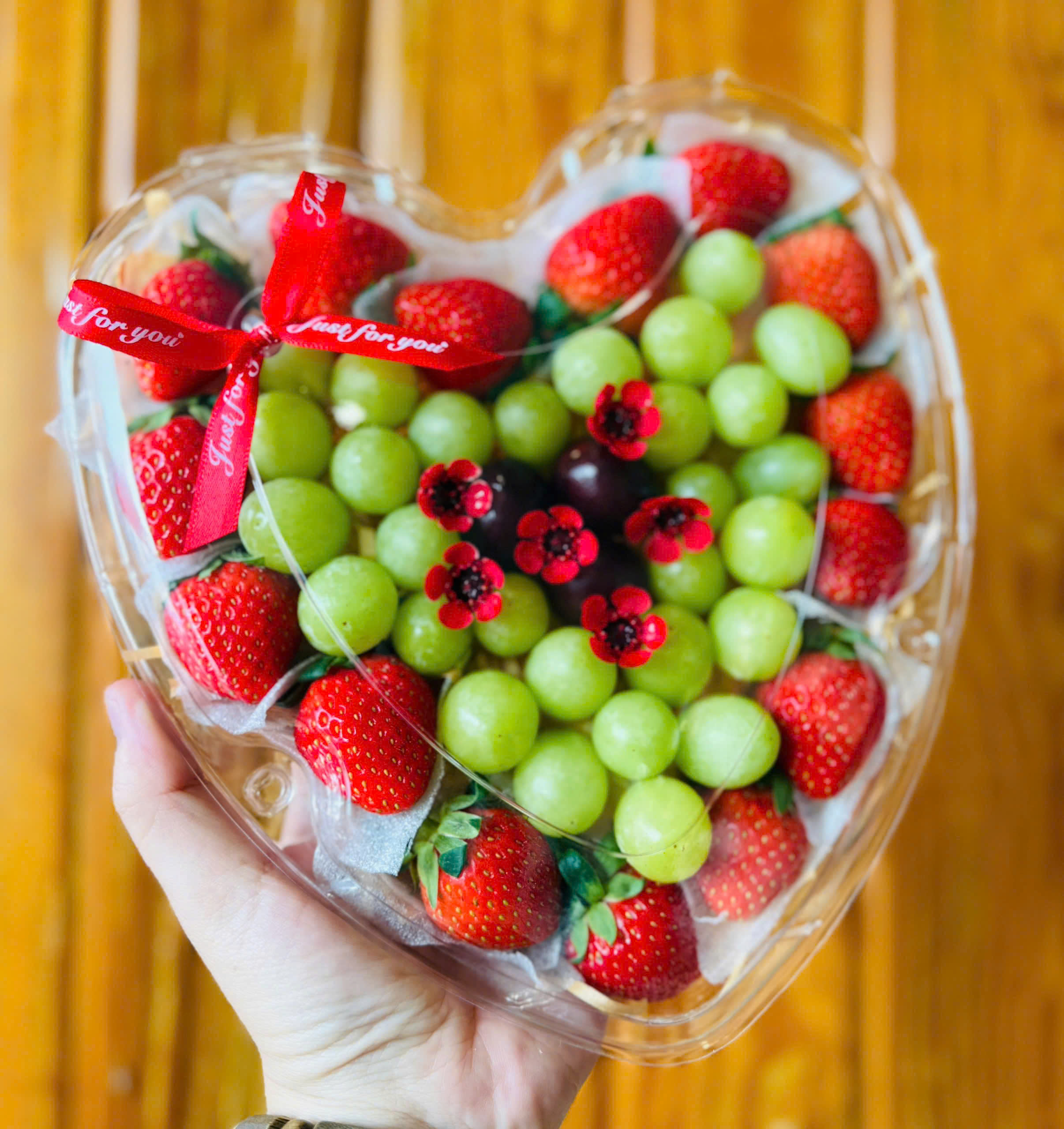 Hộp trái tim Phú Hội: 'Trợ thủ đắc lực' cho những món quà 8/3 'vạn người mê'