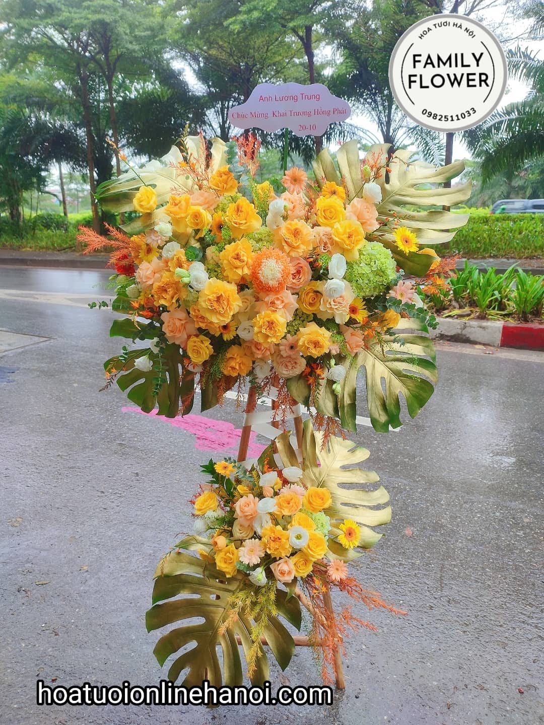 cây hoa vàng sang trọng  chúc mừng sinh nhật công ty , khai trƯƠNG đẹp ở quận BA ĐÌNH