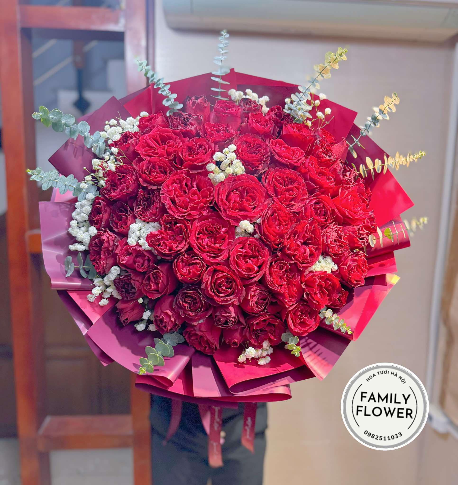 Bó hoa hồng đỏ tặng vợ nhân ngày 8/3 quận Thanh Xuân Hà Nội ! Hoa tươi Hà Nội