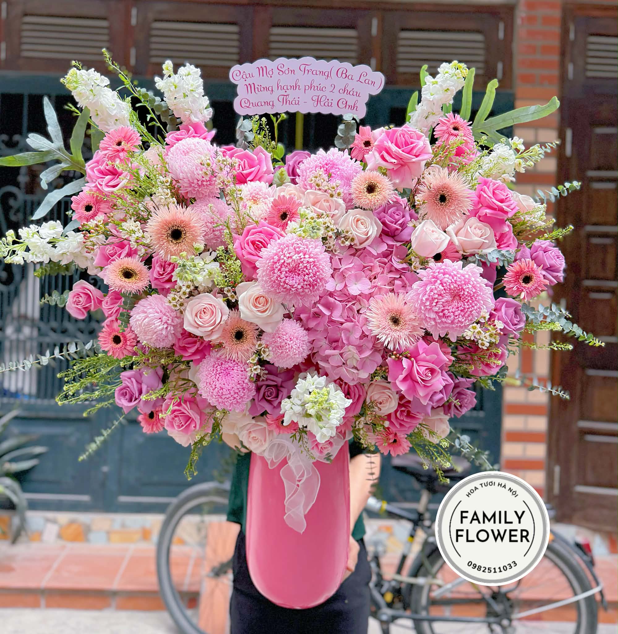 Bình hoa cao cấp tặng sinh nhật sếp , đối tác quận Ba Đình , Hoàn kiếm Hà Nội !
