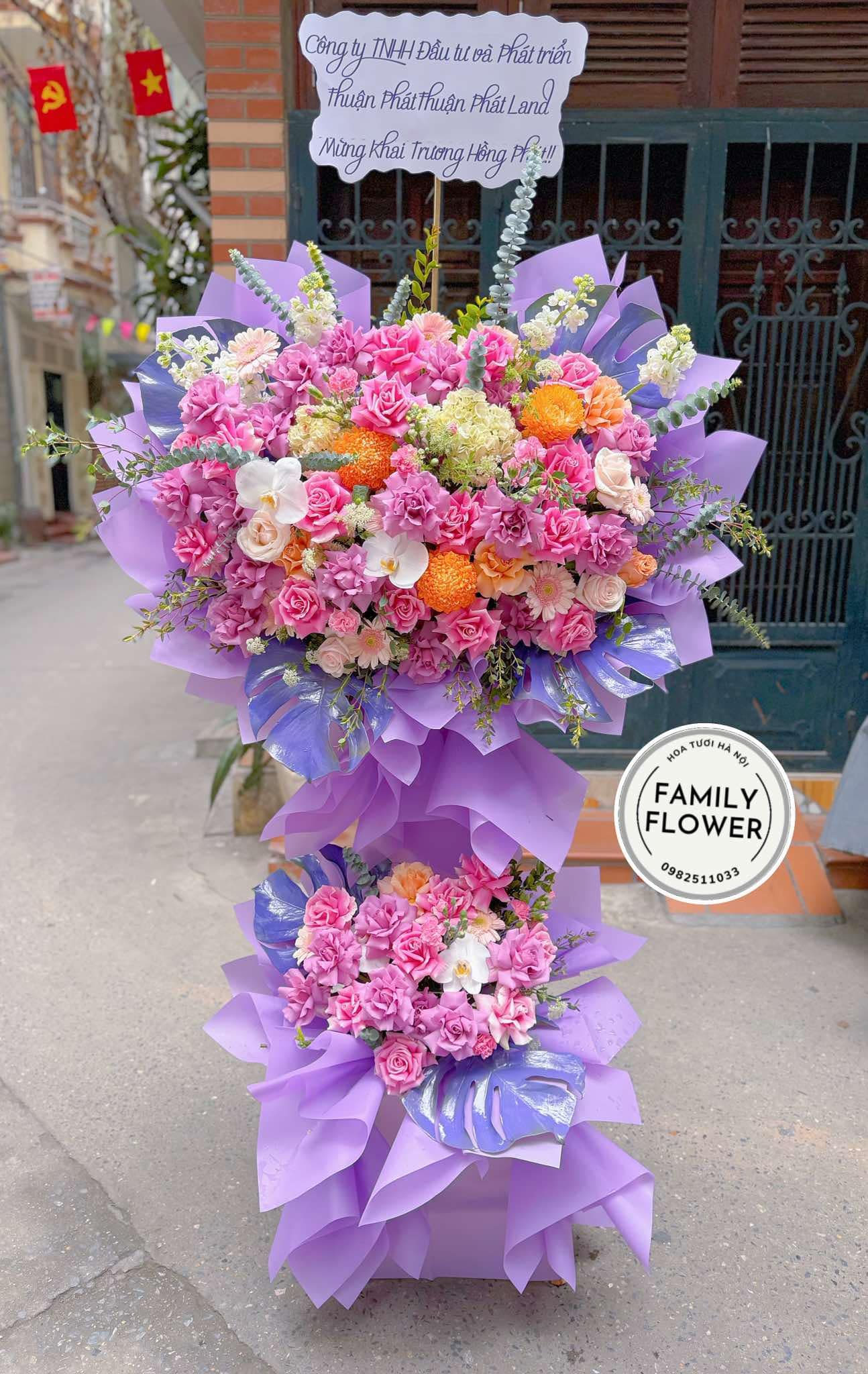 Kệ hoa 2 tầng  tone tím chúc mừng khai trương ! Mua hoa khai trương , hoa khai trương Hà Nội