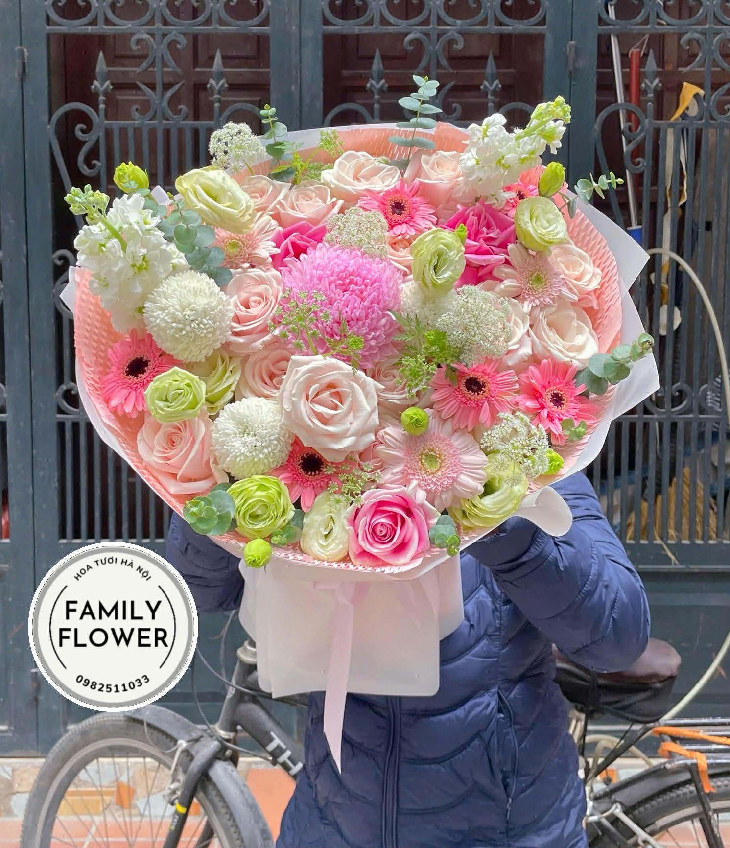 Bó hoa tặng bạn gái nhân dịp valentine ở quận Cầu Giấy, Ba Đình Hà Nội ! Hoa valentine Hà Nội