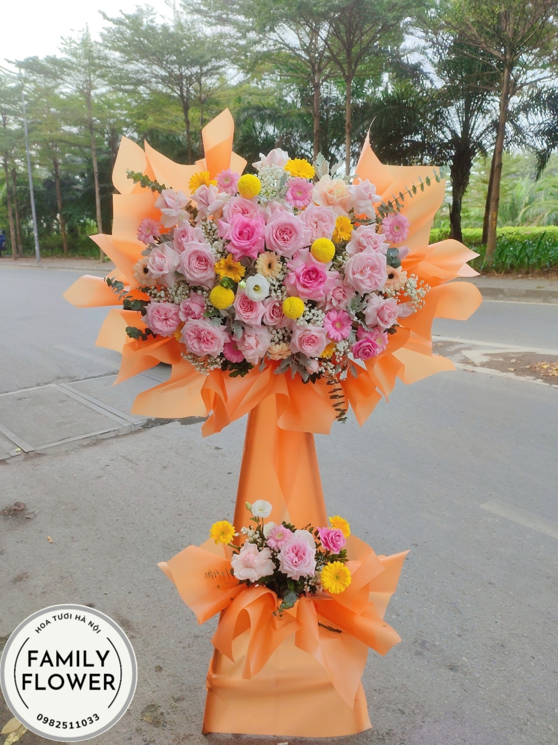 Hoa khai trương màu cam- Cây hoa khai trương đẳng cấp tại Ba Đình