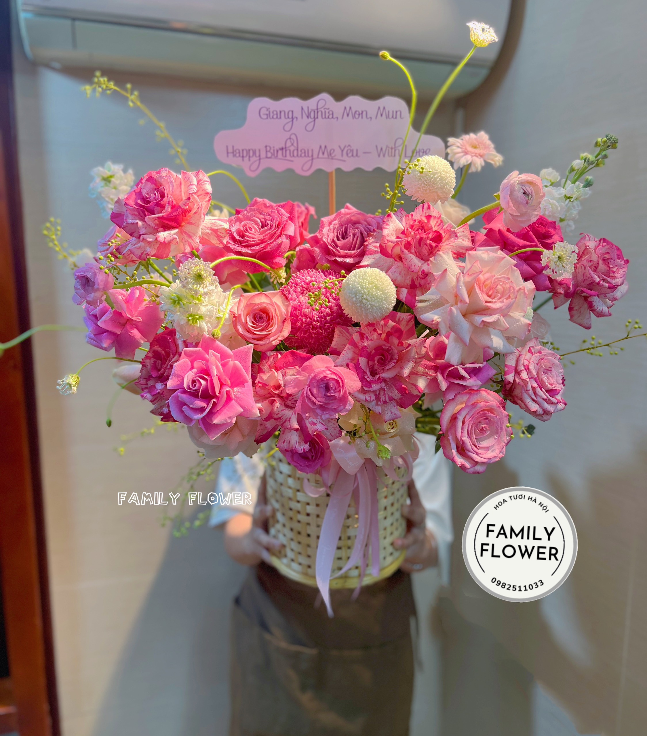 Lẵng hoa tặng chúc mừng sinh nhật mẹ tại Ba Đình Hà Nội ! Mua hoa online tại Hà Nội